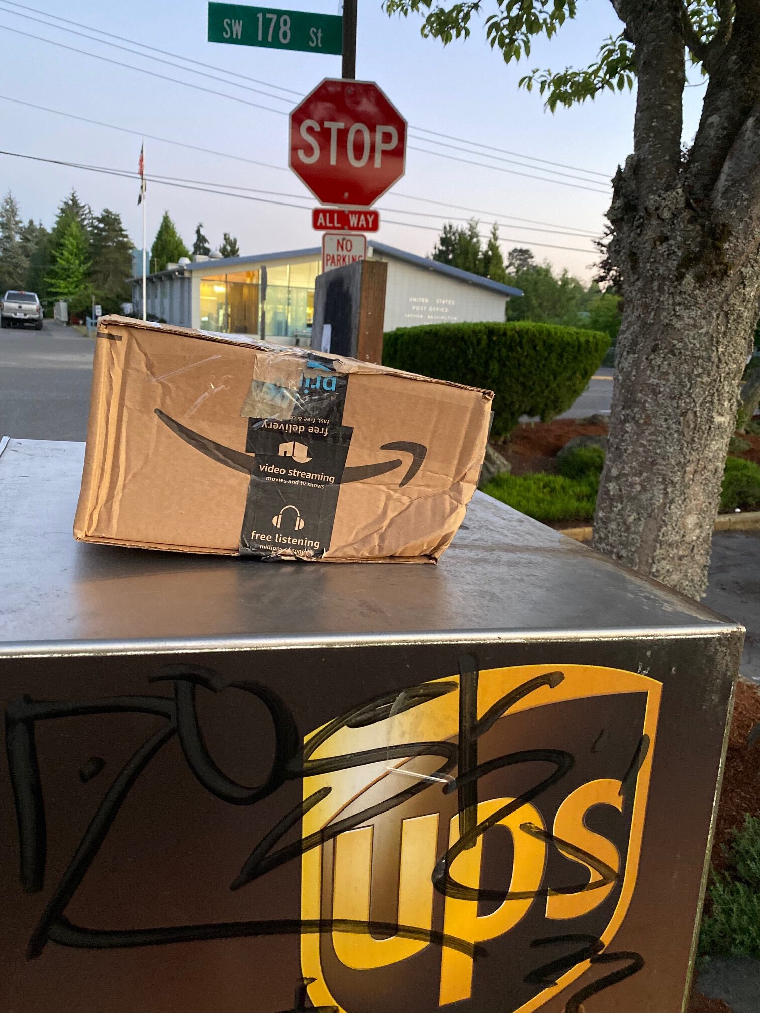 Of Glitter Bombs and Package Thieves The Vashon Loop